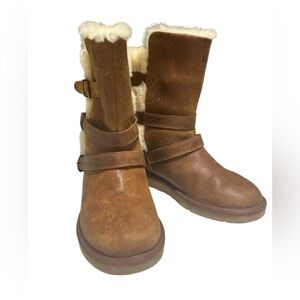 UGG Women's Becket Shearling-Lined Boots Size 6